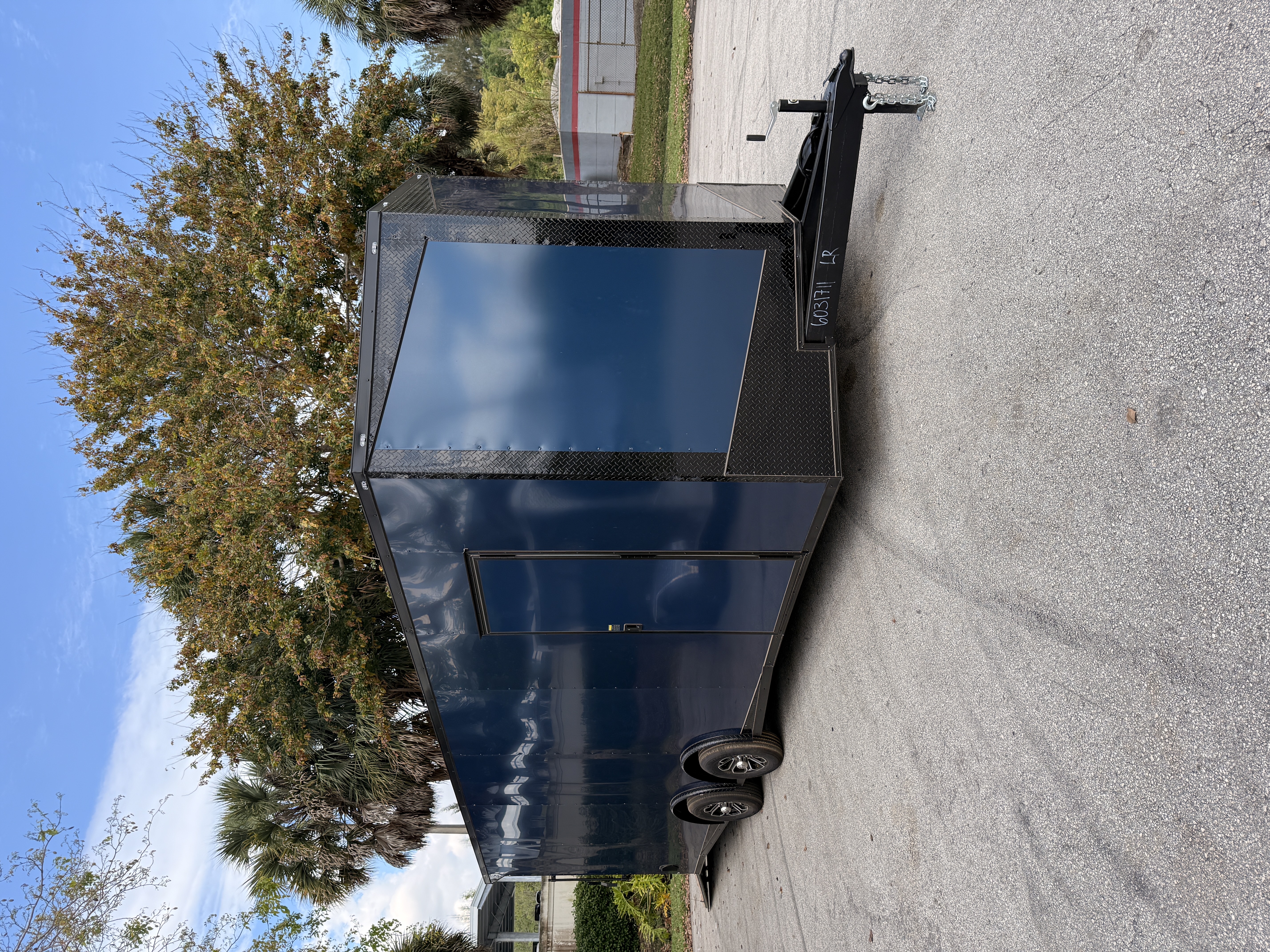 2026 Hook & Line EV8.5-24T5TS-R