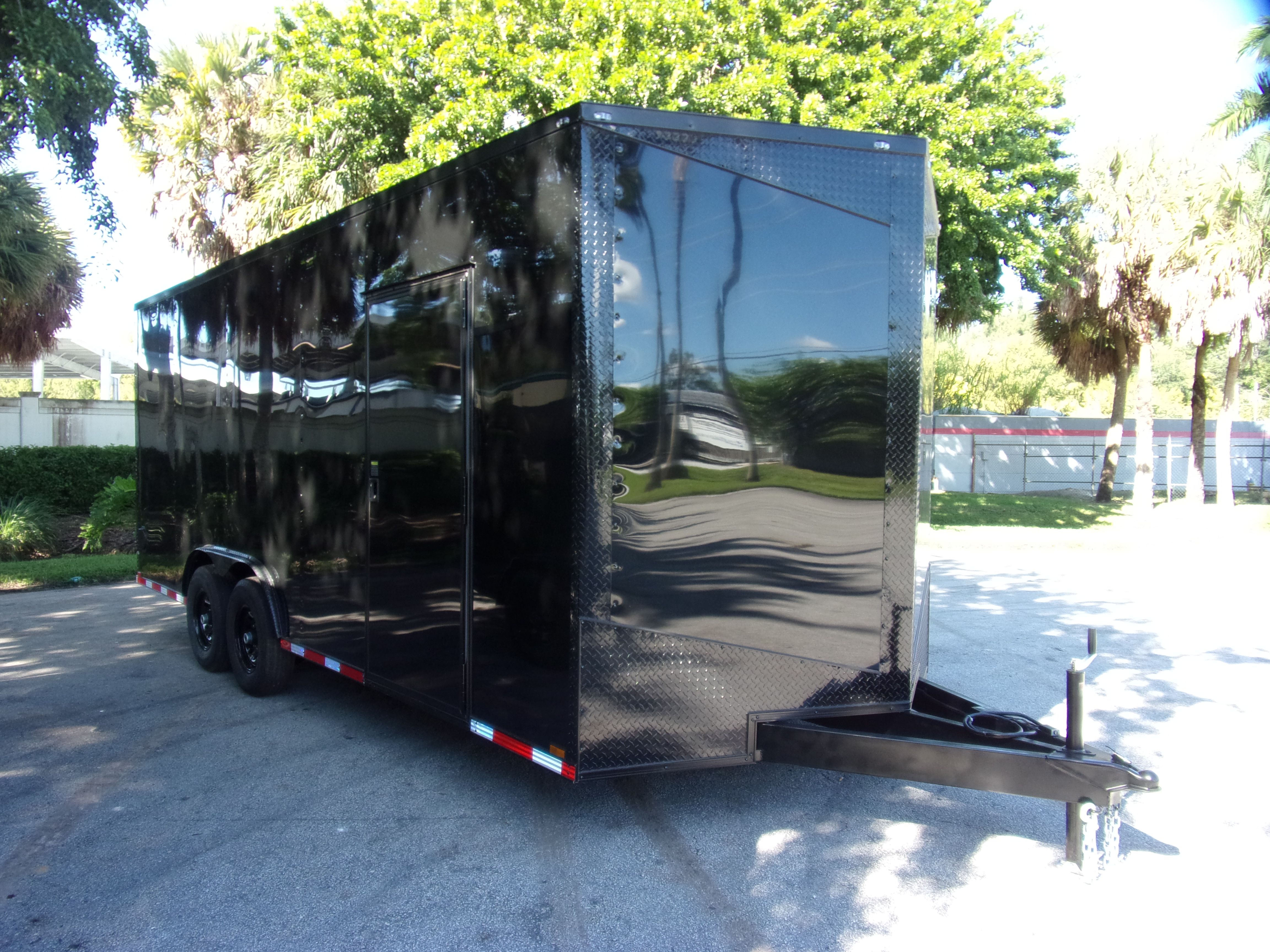 2026 Hook & Line EV8.5-20T7-R