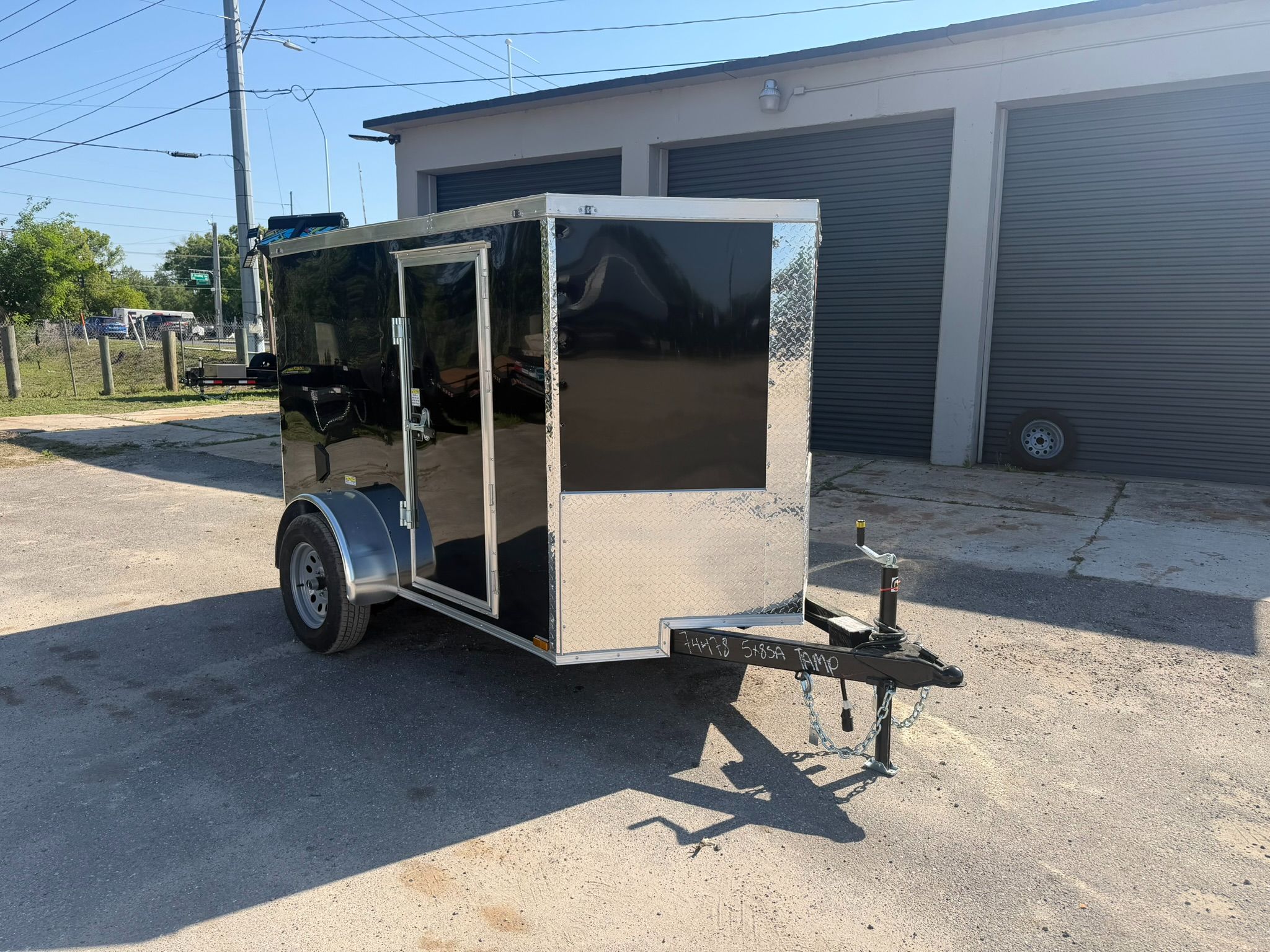 2026 Quality Cargo EV5-8S3-R