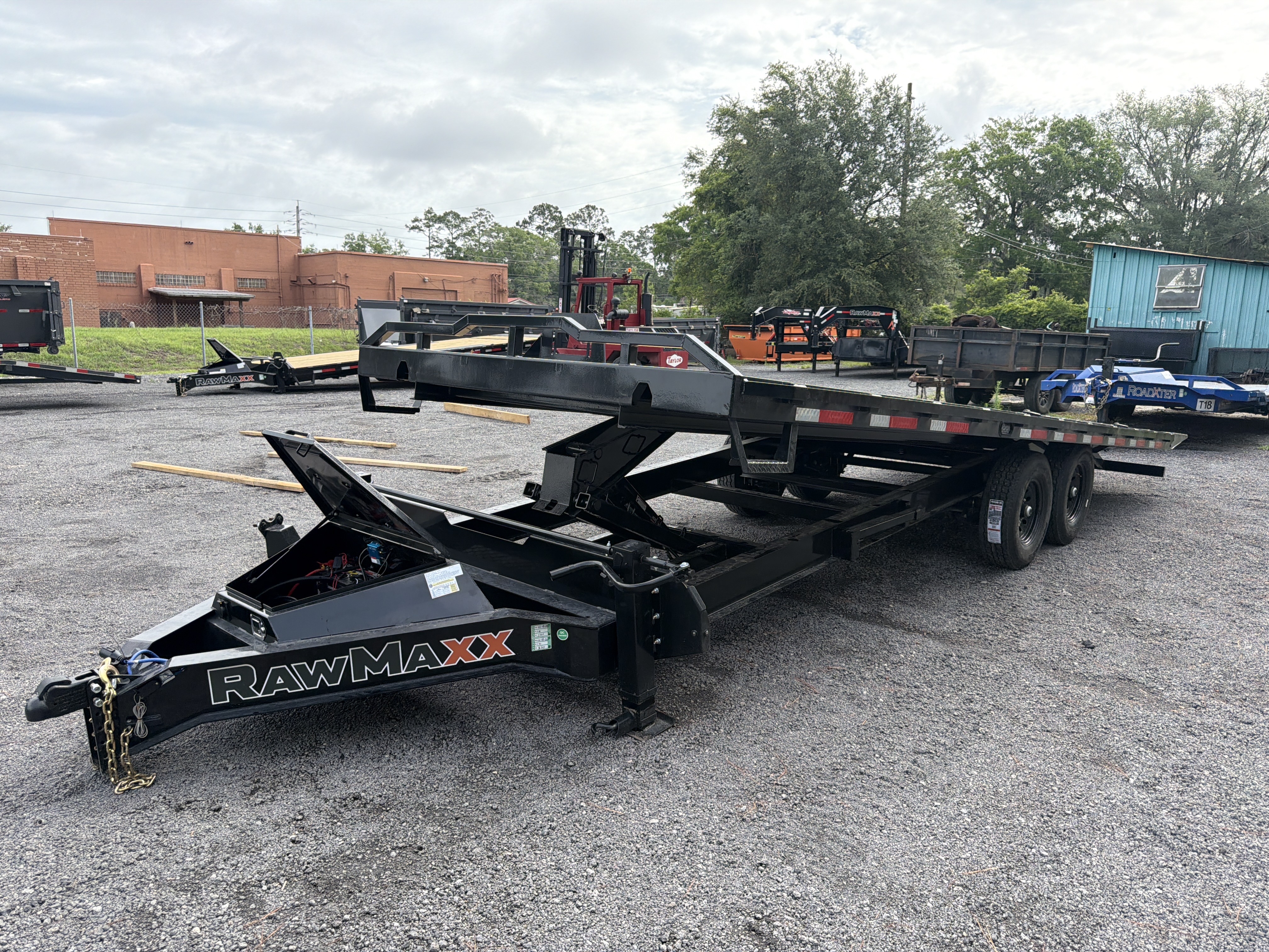 2026 Rawmaxx TFC102-24T7-PT