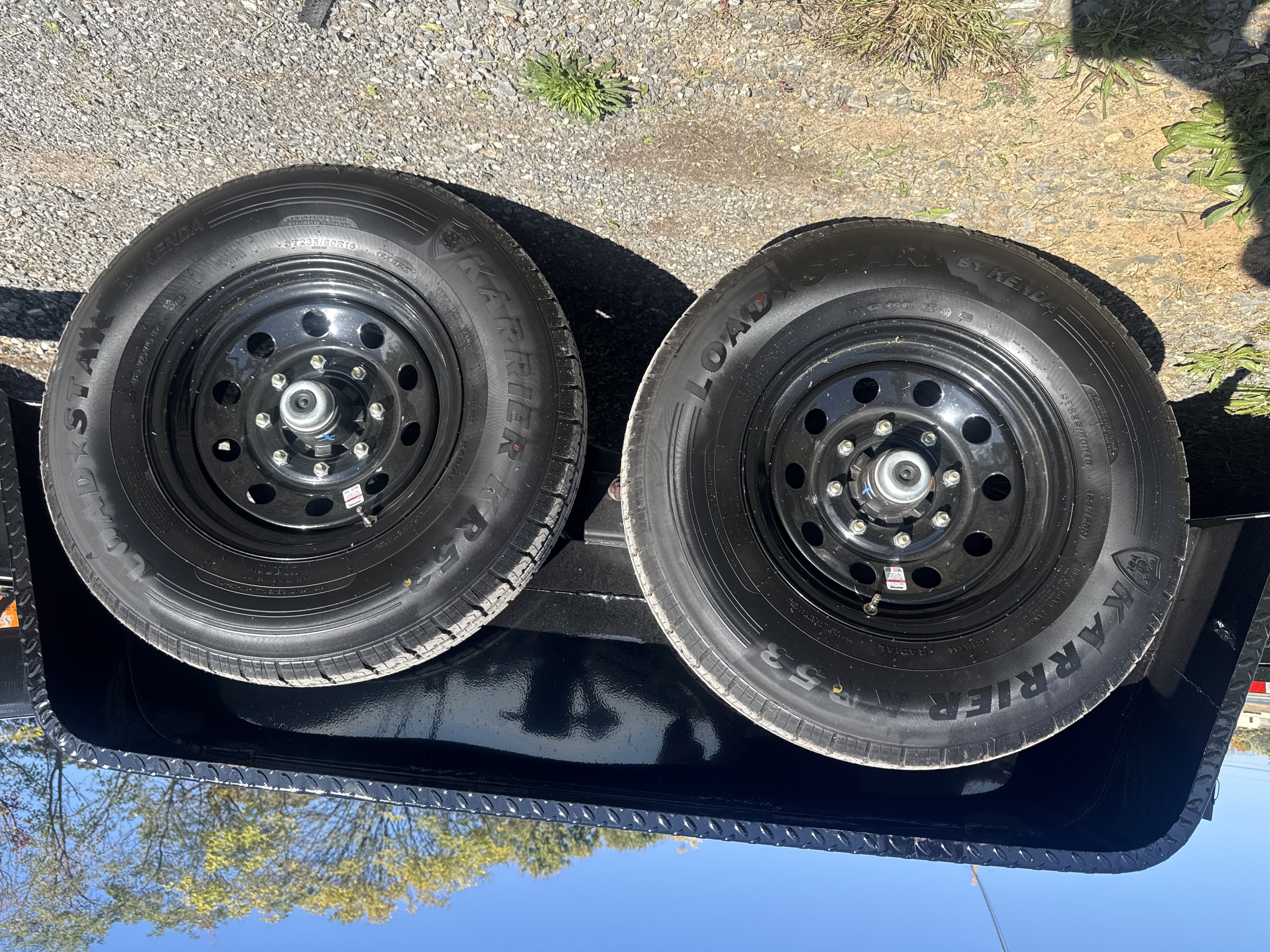 2027 7×22 Tilt Trailer photo 6