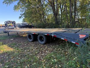 102x30 Gooseneck for sale near Lynchburg VA